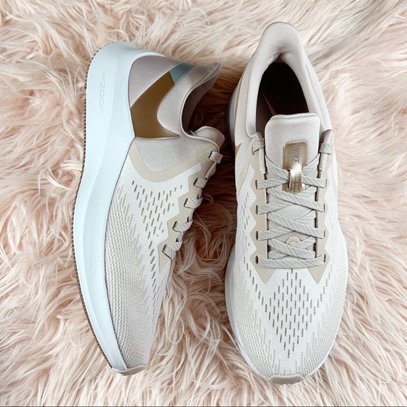 New Nike Women’s Air Zoom Winflo 6 Rose Gold - Picture 3 of 7